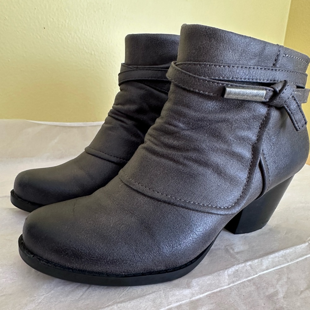 Baretraps Ankle Boots